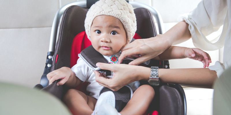 Kesalahan Orang  Tua  Saat Menggunakan Car Seat untuk  Anak